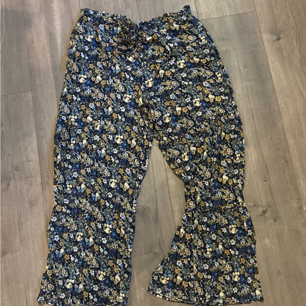 Maurices Navy Floral Wide-Leg Pants – Size XL
